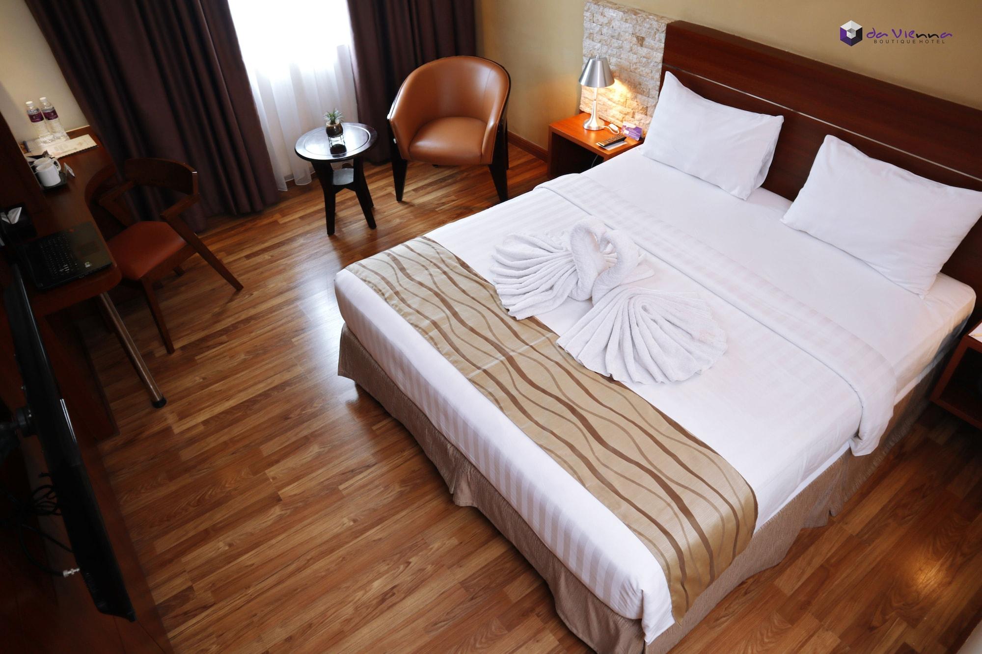 ดา เวียนนา บูทิก โฮเต็ล Hotel Batam ภายนอก รูปภาพ